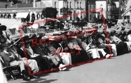 Clacton-on-Sea, Lounging On The Promenade 1907, Clacton-on-Sea
