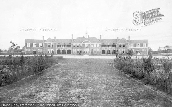 Photo of Clacton On Sea, Ogilvy School 1921