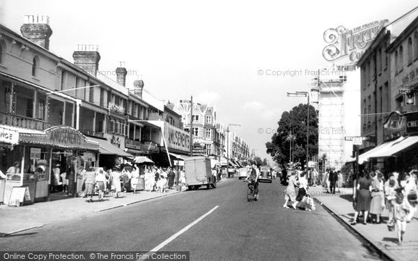 Photo of Clacton On Sea, Pier Avenue c.1950