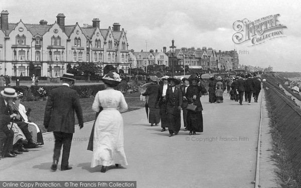 Photo of Clacton On Sea, Strolling,  East Promenade 1912