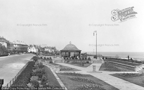 Photo of Clacton On Sea, Sunk Gardens 1921