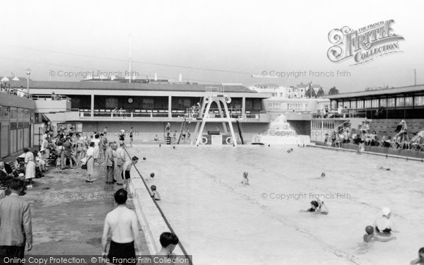Photo of Clacton On Sea, The Pier Swimming Pool c.1950