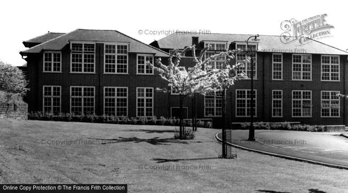 Photo of Clapham, Henry Thornton School c.1960