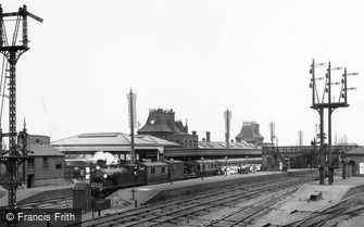 Clapham Junction, Railway Junction 1899
