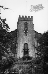 St James' Church c.1955, Clapham
