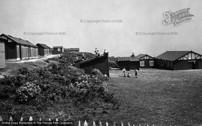 Photo of Clawddnewydd, Derwen Camp c.1950