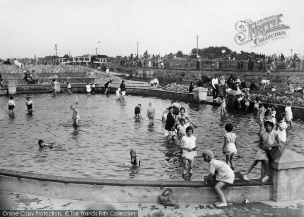 Photo of Cleethorpes, Paddling Pool c.1932