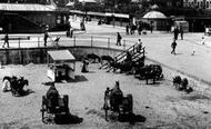The Beach 1904, Cleethorpes