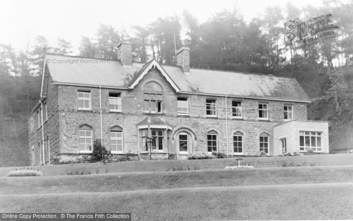 Photo of Cleeve Hill, Courtauld's Convalescent Home c.1960