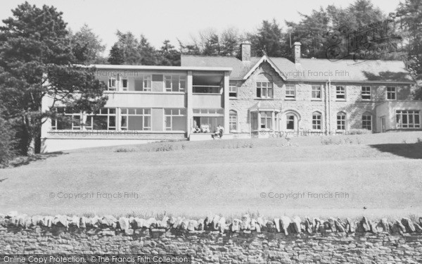 Photo of Cleeve Hill, Courtaulds Convalescent Home c.1960