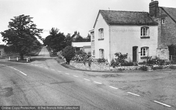Photo of Cleeve Prior, West End c.1960
