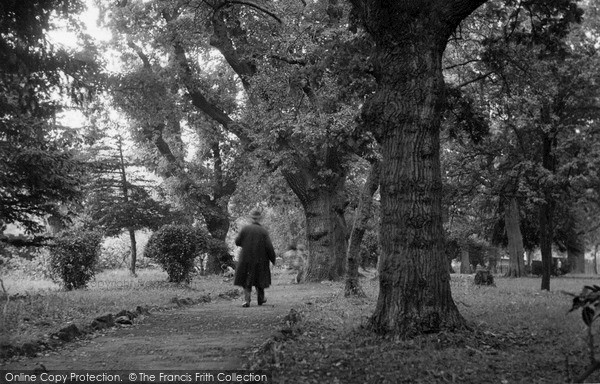 Photo of Clevedon, Alexandra Gardens c.1955 - Francis Frith