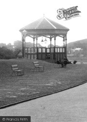 Bandstand 1892, Clevedon