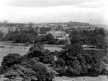 Hall 1929, Clevedon