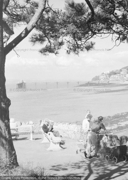 Photo of Clevedon, Sunny Day On The Promenade 1962