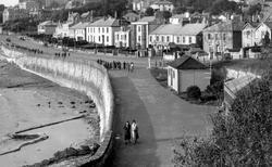 The Promenade 1935, Clevedon