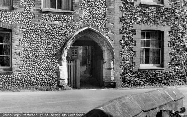 Photo of Cley Next The Sea, The Old Arch 1959