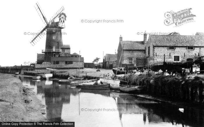 Photo of Cley Next The Sea, Windmill 1933