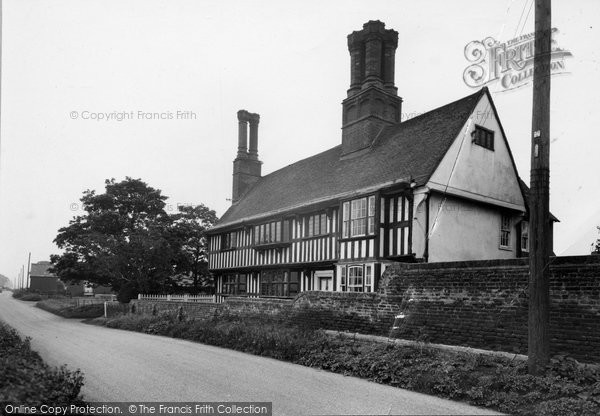 Photo of Cliffe, Manor Farm c.1950