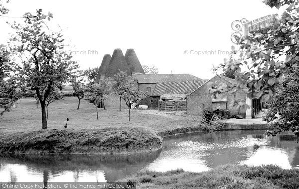 Photo of Cliffe, Oast Houses c.1955