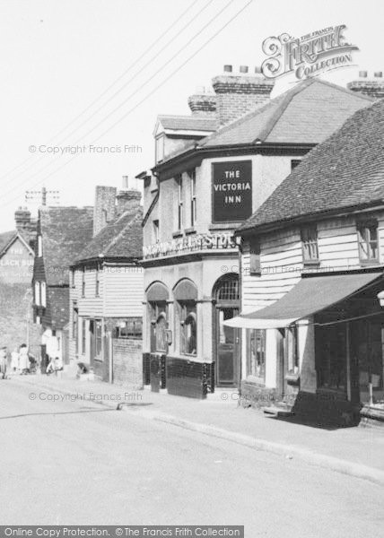 Photo of Cliffe, The Victoria Inn c.1955