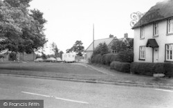 Clifton Upon Teme, The Green And School c.1965, Clifton Upon Teme
