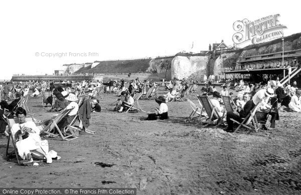 Photo of Cliftonville, Walpole Bay Sands And Pettman's Bathing Platform 1918