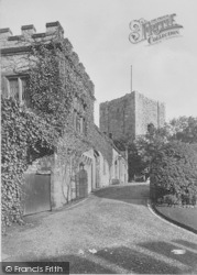 Castle 1927, Clitheroe