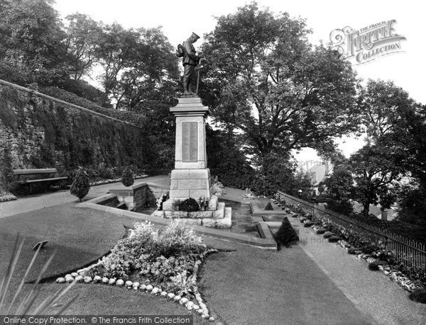 Photo of Clitheroe, Castle Gardens 1927