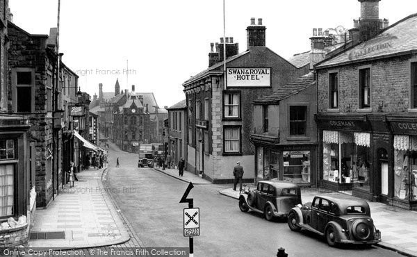 Photo of Clitheroe, Castle Street c.1950