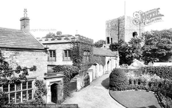 Photo of Clitheroe, The Castle 1927