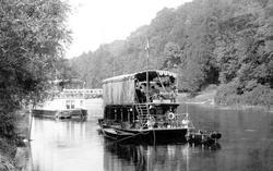 Ferry 1890, Cliveden