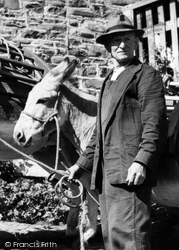 Donkey Man c.1960, Clovelly