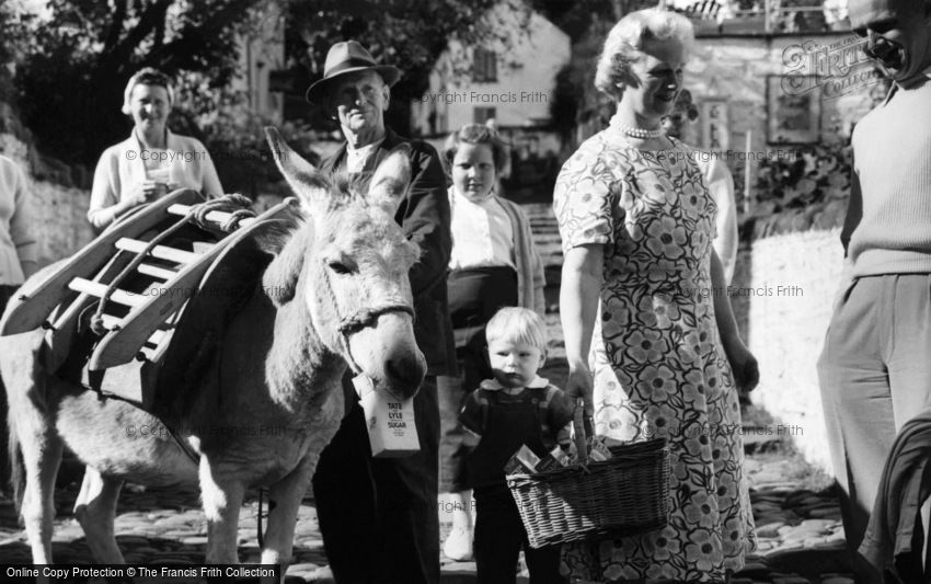 Clovelly, Donkey Stealing Sugar c1960