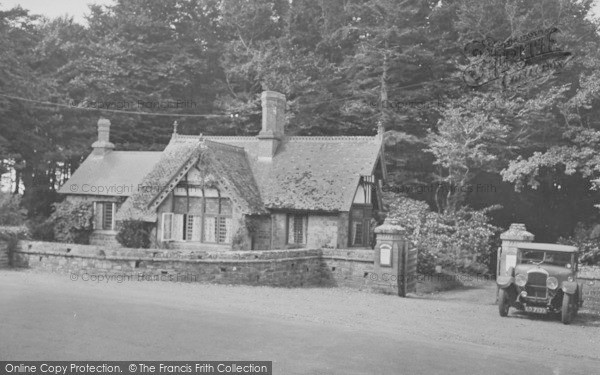 Photo of Clovelly, Entrance To Hobby Drive 1930