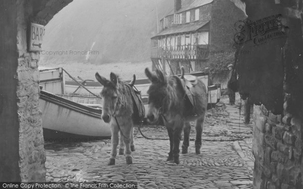 Photo of Clovelly, 'expectancy' 1908