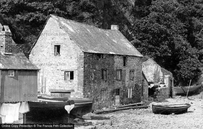 Photo of Clovelly, House On The Beach 1908