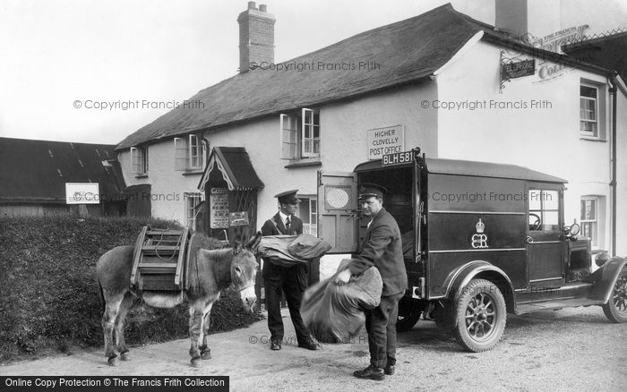 Photo of Clovelly, Post Office, Transfer Of Mail 1936