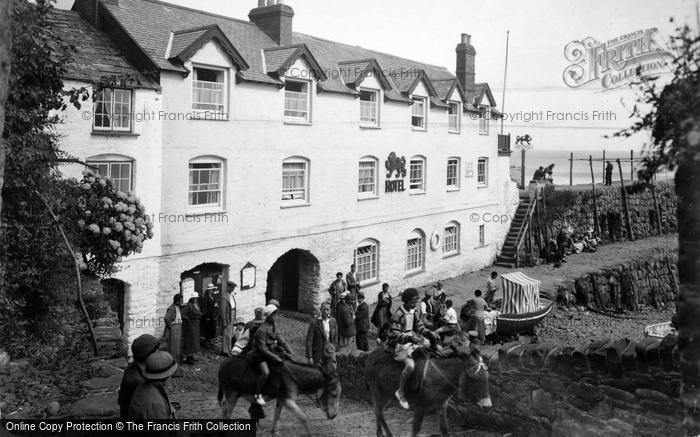 Photo of Clovelly, Red Lion Hotel 1935