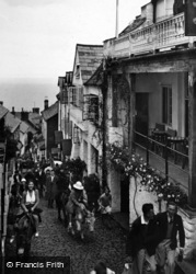 The Street Looking Down 1930, Clovelly