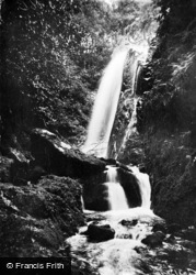 The Falls c.1933, Clynnog-Fawr