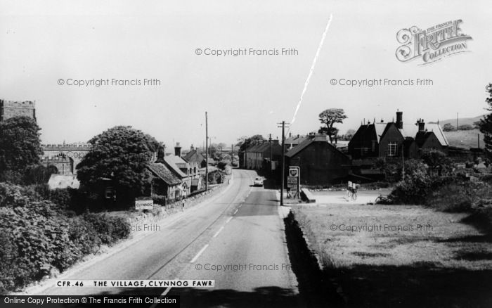 Photo of Clynnog Fawr, The Village c.1955