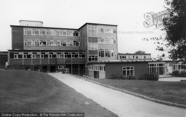 Photo of Coalville, Castle Rock School c.1960