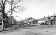 1904, Cobham