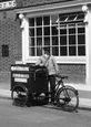 Ice Cream Vendor 1932, Cobham