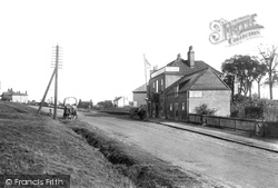 Tartar Hill 1904, Cobham