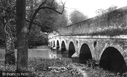 The Mole Bridge c.1925, Cobham