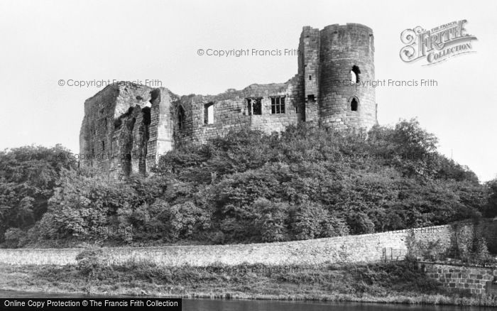 Photo of Cockermouth, Castle 1906