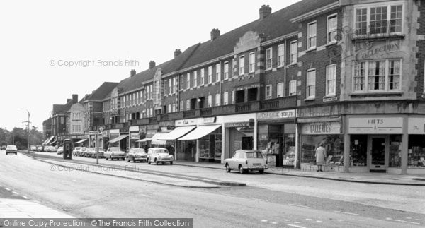 Photo of Cockfosters, Heddon Court Parade c.1965