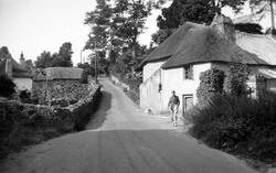 Village 1935, Cockington
